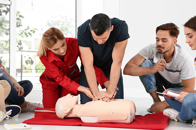 Highfield Level 3 International Award in Emergency First Aid at Work